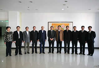 國(guó)家質(zhì)檢總局局長(zhǎng)王勇、副局長(zhǎng)支樹(shù)平、紀(jì)檢組長(zhǎng)王煒、總工程師張綱在&ldquo;全國(guó)質(zhì)量知識(shí)競(jìng)賽&rdquo;復(fù)賽現(xiàn)場(chǎng)親切接見(jiàn)中國(guó)質(zhì)量檢驗(yàn)協(xié)會(huì)秘書(shū)長(zhǎng)張軍、秘書(shū)長(zhǎng)助理張明